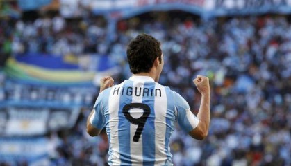  那不勒斯核心前锋独中两元助球队重返前三