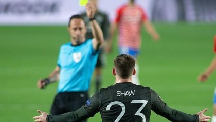  沙尔克04换帅如换刀首战告捷重燃希望